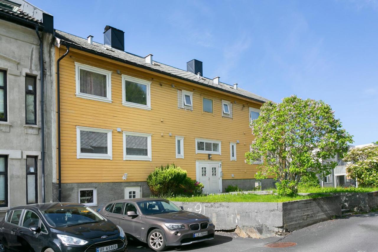 Sentrum Leilighet Ålesund Exteriör bild
